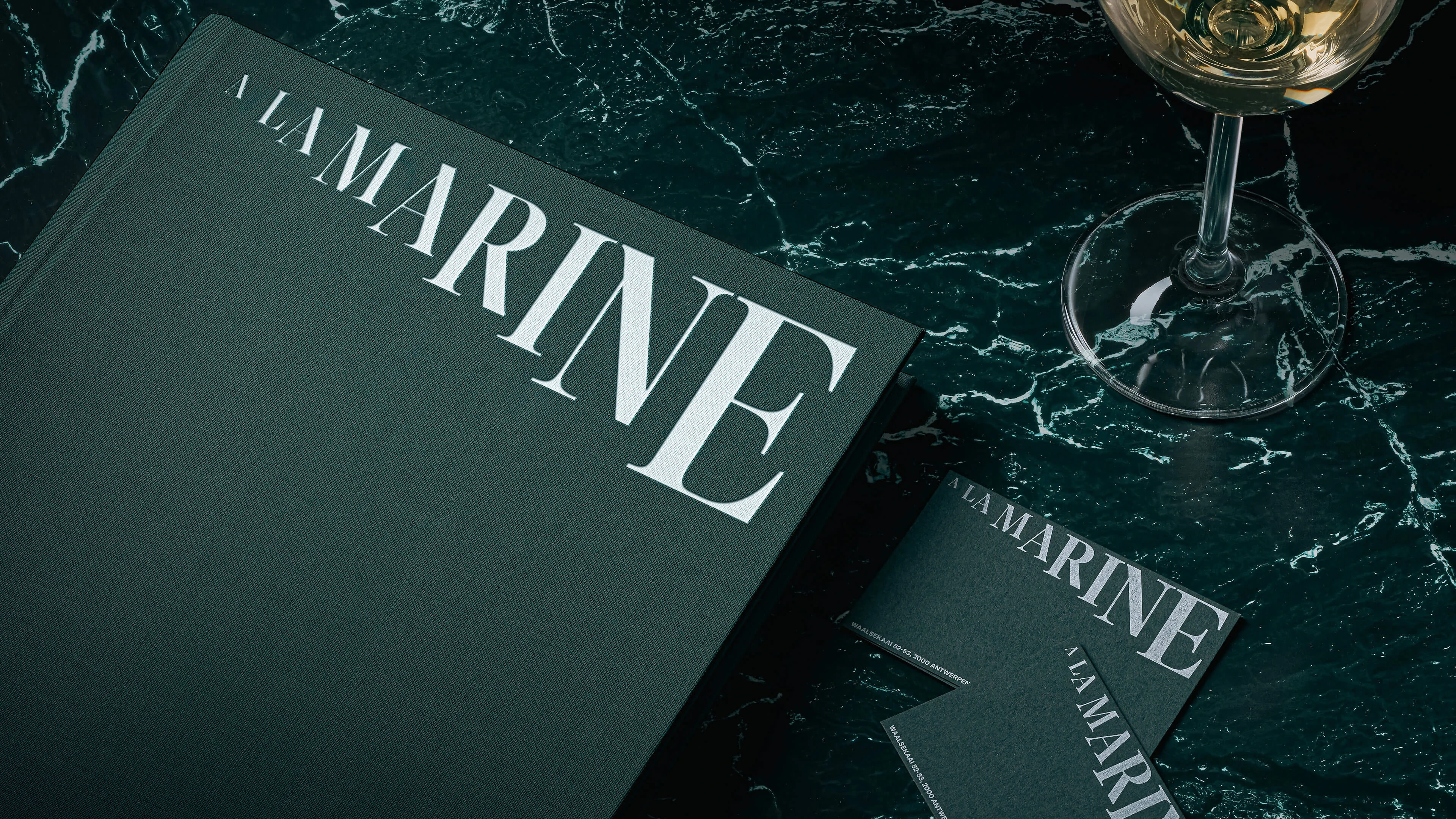 A La Marine